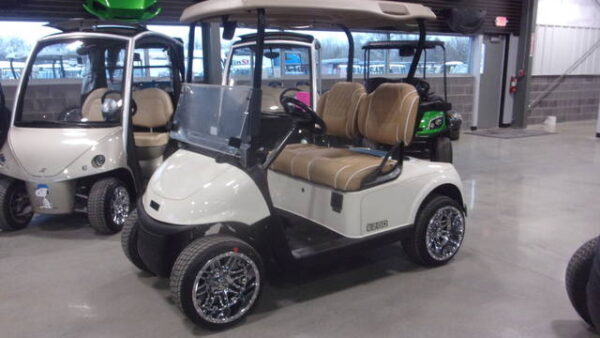 2018 EZGO RXV Lithium Electric Golf Cart – Pearl White